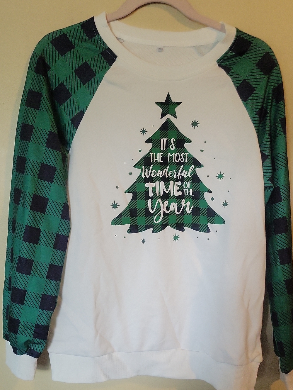 Holiday Buffalo Plaid Tree Raglan Sweatshirt - Green & White